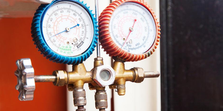 mechanical manifold gauge sets measuring ac How do I know if my AC unit is low on freon? Pippin Brothers, Lawton, OK